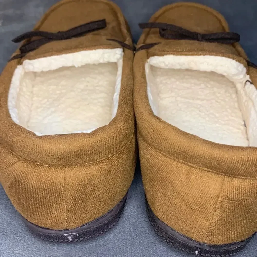 Kid dearfoam slippers - house shoes size 2/3 boys NWOT